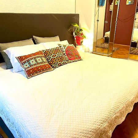 Appartamento Margaret Bridge Cosy Flat Budapest Esterno foto