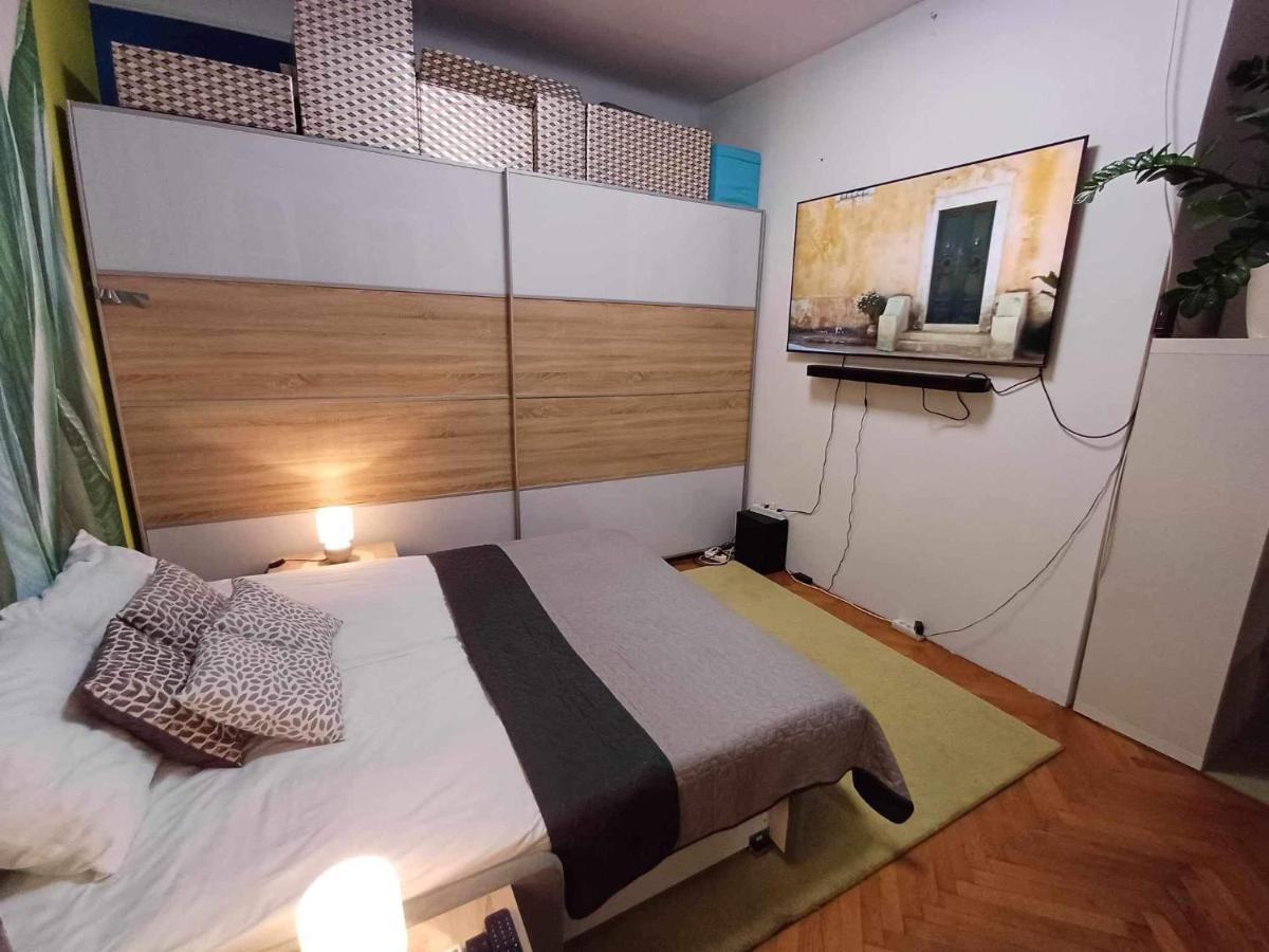 Appartamento Margaret Bridge Cosy Flat Budapest Esterno foto