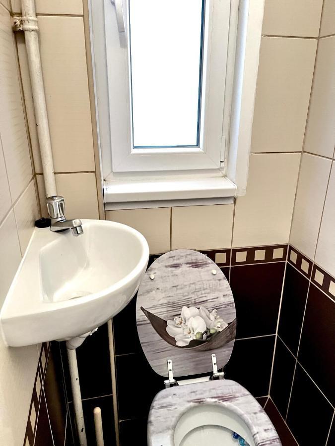 Appartamento Margaret Bridge Cosy Flat Budapest Esterno foto